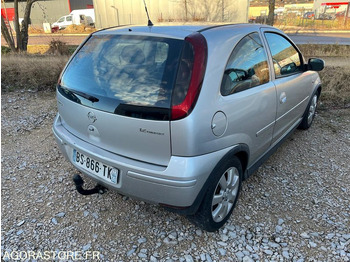 Henkilöauto OPEL CORSA 16V: kuva Henkilöauto OPEL CORSA 16V