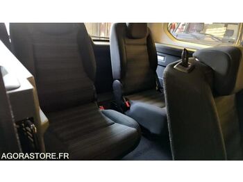 Pikkubussi Opel COMBO: kuva Pikkubussi Opel COMBO