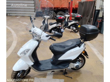 Moottoripyörä Piaggio FLY 125: kuva Moottoripyörä Piaggio FLY 125