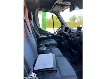 Jakeluauto Renault MASTER RT: kuva Jakeluauto Renault MASTER RT Jakeluauto Renault MASTER RT: kuva Jakeluauto Renault MASTER RT