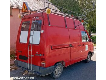 Pakettiauto Renault Trafic: kuva Pakettiauto Renault Trafic Pakettiauto Renault Trafic: kuva Pakettiauto Renault Trafic