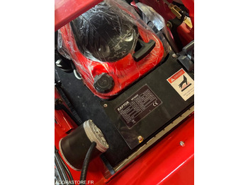 Ruohonleikkuri Robot tondeuse: kuva Ruohonleikkuri Robot tondeuse