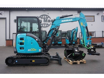 Minikuormaaja AIRMAN