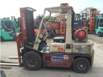 Dieseltrukki Nissan PH02A25U: kuva Dieseltrukki Nissan PH02A25U