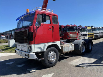 Vetopöytäauto VOLVO F89