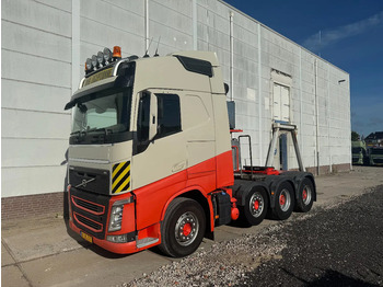 Vetopöytäauto VOLVO FH13 540