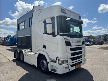Vetopöytäauto Scania R520 V8 NGS 6X4 EURO 6: kuva Vetopöytäauto Scania R520 V8 NGS 6X4 EURO 6 Vetopöytäauto Scania R520 V8 NGS 6X4 EURO 6: kuva Vetopöytäauto Scania R520 V8 NGS 6X4 EURO 6