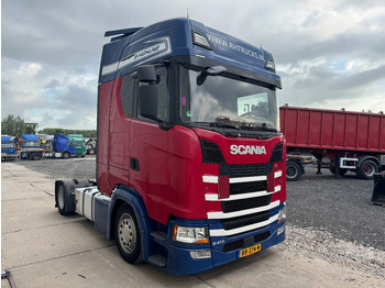 Vetopöytäauto Scania S410 EURO 6 MEGA TÜV TILL 01-2026: kuva Vetopöytäauto Scania S410 EURO 6 MEGA TÜV TILL 01-2026