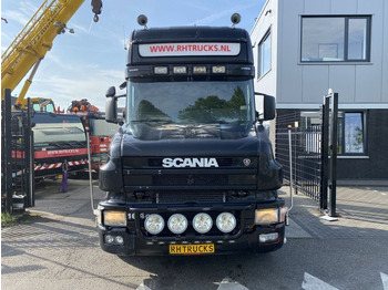Vetopöytäauto Scania T164-580 V8 6X2 + RETARDER + KIEPHYDRAULIEK - EURO 3 - MANUAL GEAR: kuva Vetopöytäauto Scania T164-580 V8 6X2 + RETARDER + KIEPHYDRAULIEK - EURO 3 - MANUAL GEAR