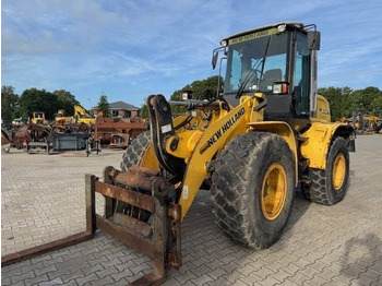 Pyöräkuormaaja New Holland W 110 B W 110 B: kuva Pyöräkuormaaja New Holland W 110 B W 110 B