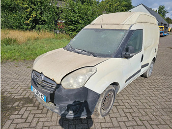 Henkilöauto OPEL