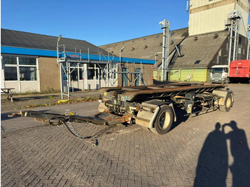 Lavapuoliperävaunu KAISER