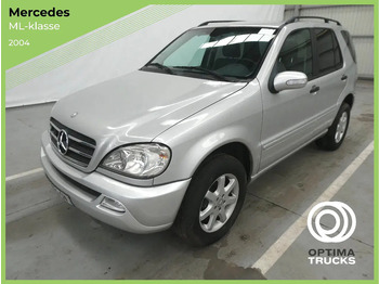 Maasturi/ Katumaasturi MERCEDES-BENZ