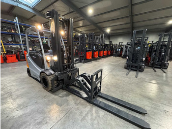 Vastapainotrukki 10/2025 SERVICE + UVV 11/2026 STILL RX60-50 5.000KG TRIPLEX 538CM 3.+4.: kuva Vastapainotrukki 10/2025 SERVICE + UVV 11/2026 STILL RX60-50 5.000KG TRIPLEX 538CM 3.+4.