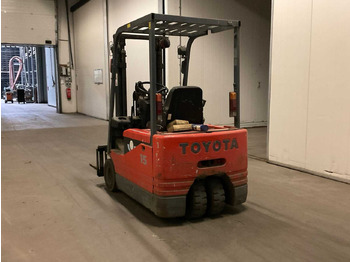Vastapainotrukki 2001 TOYOTA 5FBE15 FORKLIFT: kuva Vastapainotrukki 2001 TOYOTA 5FBE15 FORKLIFT