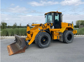 Pyöräkuormaaja JCB 426