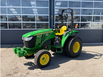 Pientraktori JOHN DEERE