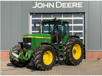 Traktori JOHN DEERE 7810