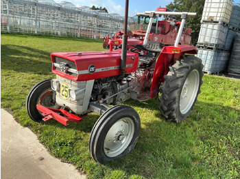 Traktori MASSEY FERGUSON 100 series