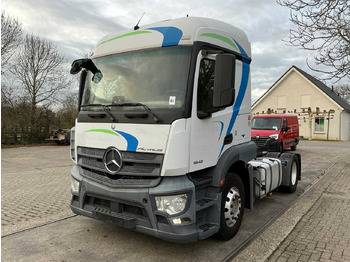 Kuorma-auto MERCEDES-BENZ Actros 1843