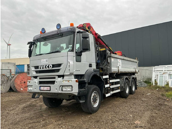 Kuorma-auto IVECO Trakker