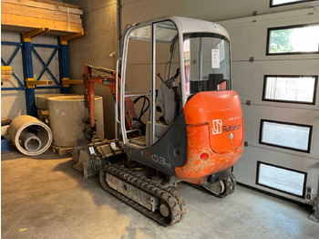 Minikuormaaja WACKER
