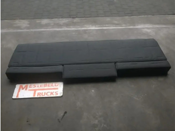 Ohjaamo ja sisustus SCANIA R