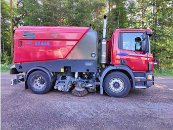 Lakaisuauto SCHMIDT SK650 / Scania P94: kuva Lakaisuauto SCHMIDT SK650 / Scania P94