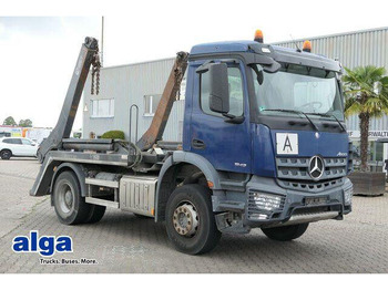 Kuorma-auto - vaijerivaihtolava MERCEDES-BENZ Arocs 1832