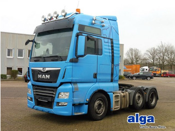 Vetopöytäauto MAN TGX 26.500
