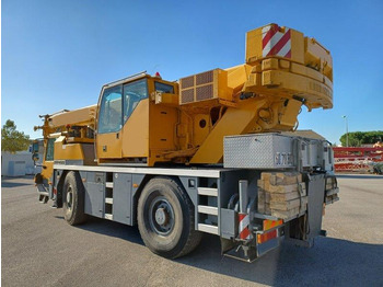 Ajoneuvonosturi LIEBHERR LTM 1040-2.1