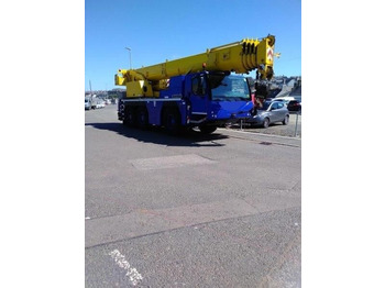 Ajoneuvonosturi LIEBHERR LTM 1055-3.2