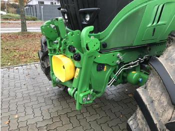 Leasing John Deere 6215R John Deere 6215R: kuva Leasing John Deere 6215R John Deere 6215R