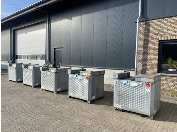 Varastosäiliö IBC Rietberg 1000 liter IBC Dieseltank Gegalvaniseerd: kuva Varastosäiliö IBC Rietberg 1000 liter IBC Dieseltank Gegalvaniseerd