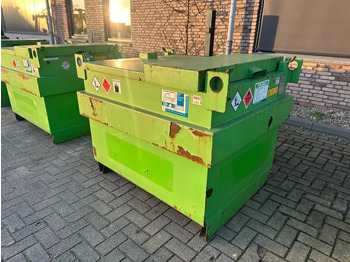 Varastosäiliö Kiwa IBC Steenbergen 750 liter Dieseltank met Handpomp Milieutank: kuva Varastosäiliö Kiwa IBC Steenbergen 750 liter Dieseltank met Handpomp Milieutank Varastosäiliö Kiwa IBC Steenbergen 750 liter Dieseltank met Handpomp Milieutank: kuva Varastosäiliö Kiwa IBC Steenbergen 750 liter Dieseltank met Handpomp Milieutank