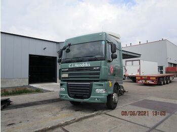 Ohjaamo ja sisustus DAF XF 105