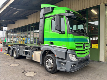 Konttialus/ Vaihtokuormatilat kuorma-auto MERCEDES-BENZ Actros 2543