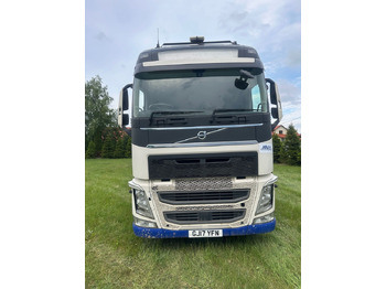 Vetopöytäauto VOLVO FH500 6×2: kuva Vetopöytäauto VOLVO FH500 6×2 Vetopöytäauto VOLVO FH500 6×2: kuva Vetopöytäauto VOLVO FH500 6×2