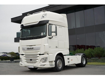 Vetopöytäauto DAF XF 480