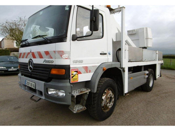Kuorma-auto MERCEDES-BENZ Atego 1318