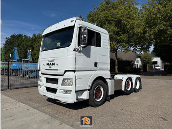 Vetopöytäauto MAN TGX 18.440