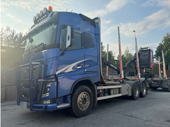 Puuauto VOLVO FH 750
