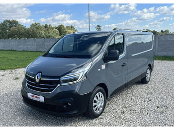 Minibussi RENAULT Trafic