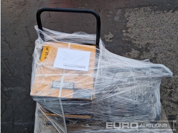 Tärylevy Dynapac LF100: kuva Tärylevy Dynapac LF100 Tärylevy Dynapac LF100: kuva Tärylevy Dynapac LF100