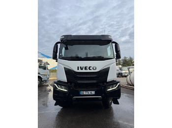 Leasing  Camion béton Iveco XWay 420 GE-774-AL Camion béton Iveco XWay 420 GE-774-AL: kuva Leasing  Camion béton Iveco XWay 420 GE-774-AL Camion béton Iveco XWay 420 GE-774-AL