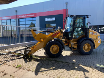 Pyöräkuormaaja CATERPILLAR 908H