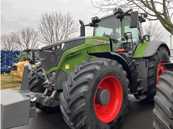 Traktori FENDT 1050 Vario
