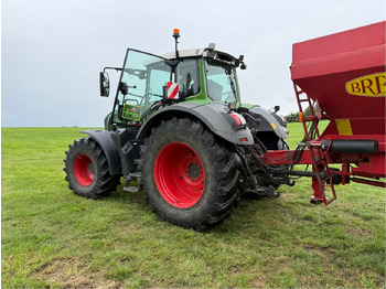 Traktori Fendt 828 Vario S4 Profi Plus Nr.8: kuva Traktori Fendt 828 Vario S4 Profi Plus Nr.8