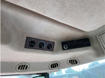 Traktori Massey Ferguson 6614 Dyna 6: kuva Traktori Massey Ferguson 6614 Dyna 6