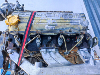 Moottori - Kuorma-auto Nissan B440: kuva Moottori - Kuorma-auto Nissan B440